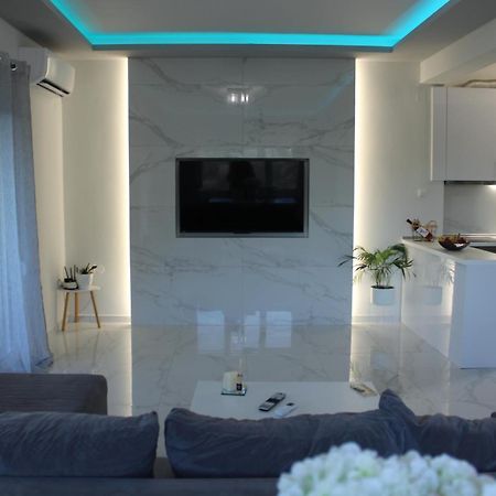 Riviera Penthouse Apartment Paleo Tsifliki Exterior photo